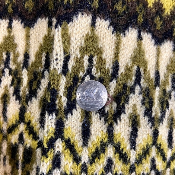 Vintage Jersey Modeller Sweater - Picture 2 of 4